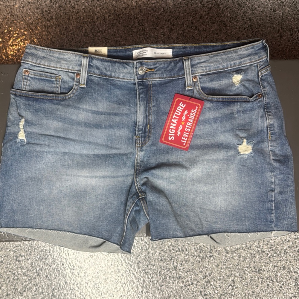 Ladies' Mid Rise 5" Simply Stretch Levi Distressed Denim Cutoff Shorts